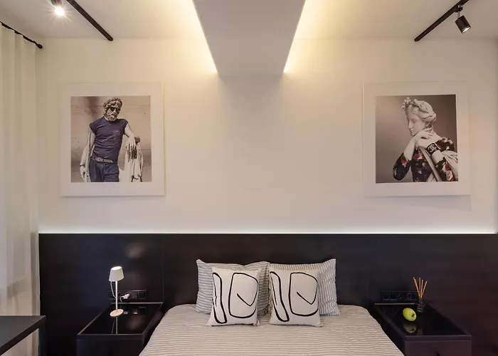 Family 2 Bedroom Apartment Near Most City, 5 Этаж