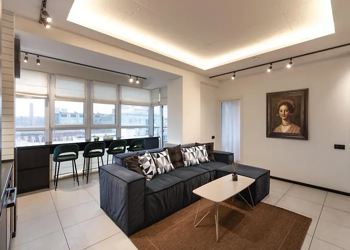 Family 2 Bedroom Apartment Near Most City, 5 Этаж